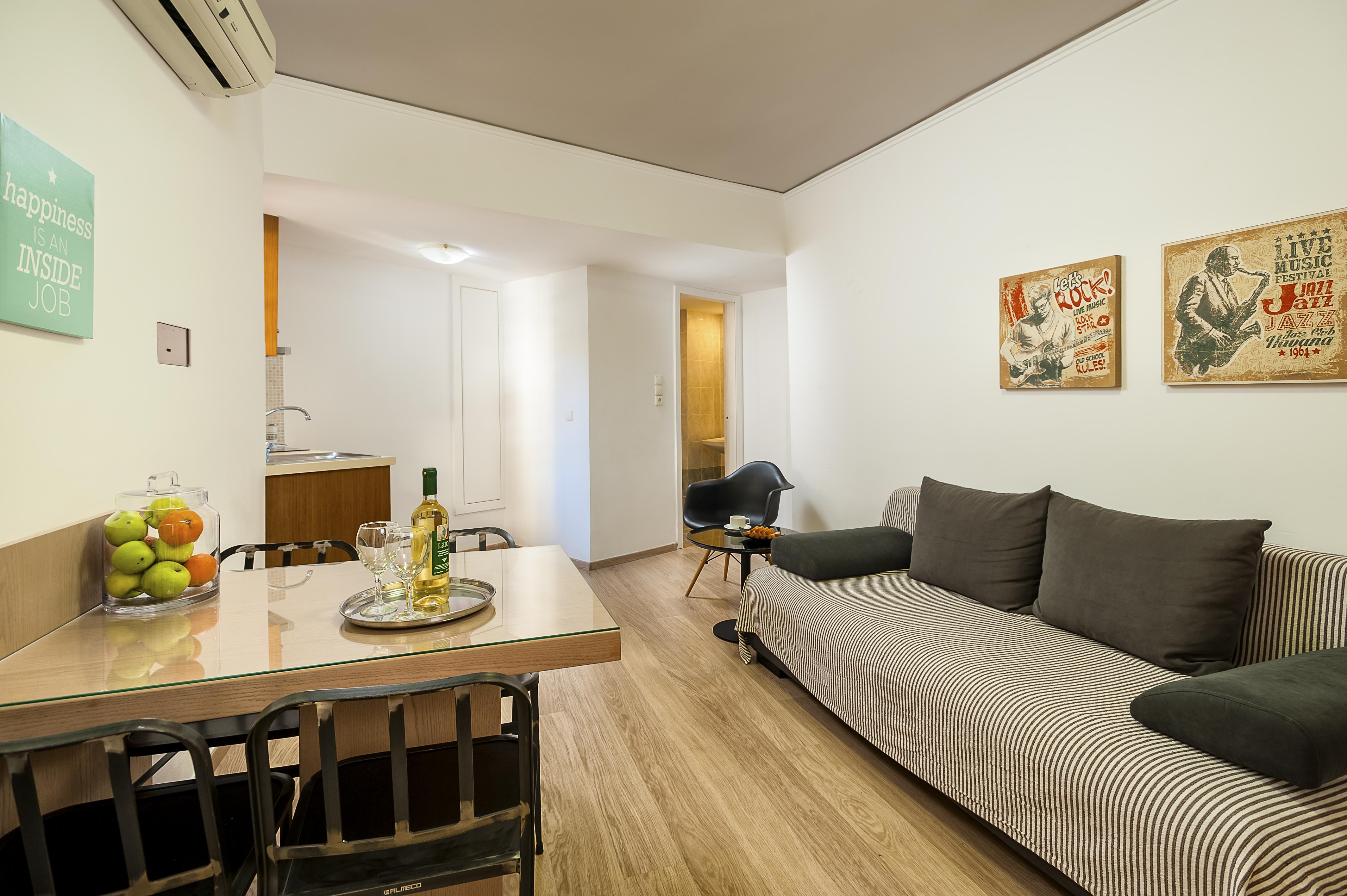 העיירה רתימנו Elina Hotel Apartments מראה חיצוני תמונה