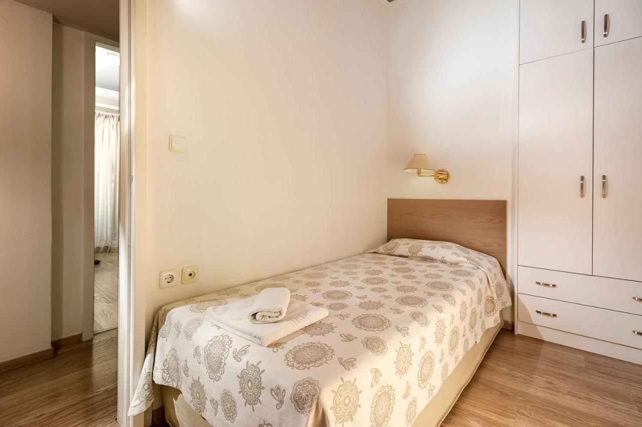 העיירה רתימנו Elina Hotel Apartments מראה חיצוני תמונה